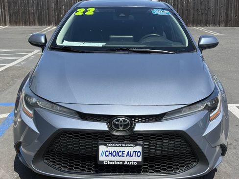 Used 2022 Toyota Corolla LE FWD image 2