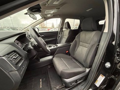 Used 2024 Nissan Rogue SV image 23