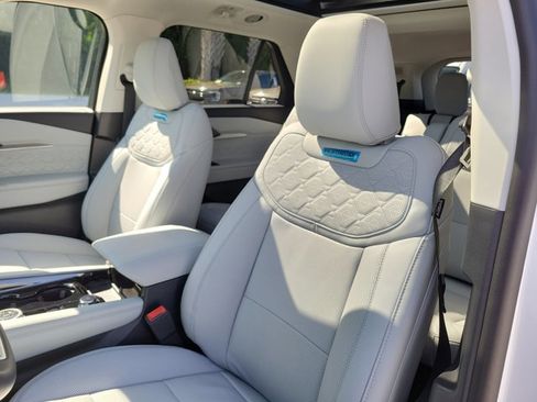 New 2026 Ford Explorer Platinum AWD/4WD image 21