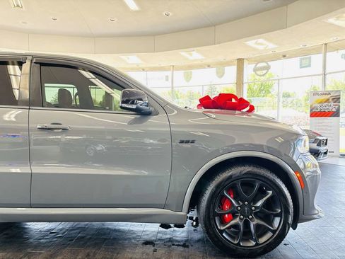 Used 2022 Dodge Durango SRT w/ Black Package AWD/4WD image 2