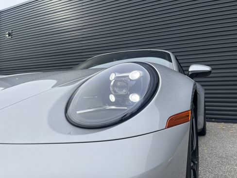 Certified 2023 Porsche 911 Carrera w/ Sportdesign Package image 11
