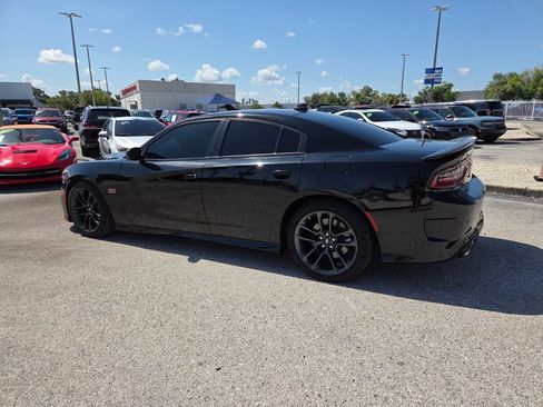 Used 2022 Dodge Charger Scat Pack w/ Plus Group RWD image 10