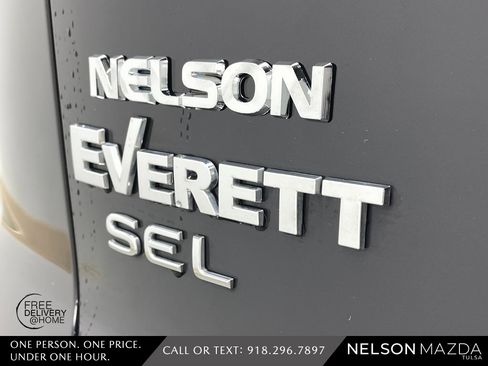 Used 2025 Volkswagen Atlas Cross Sport SEL Premium R-Line image 16