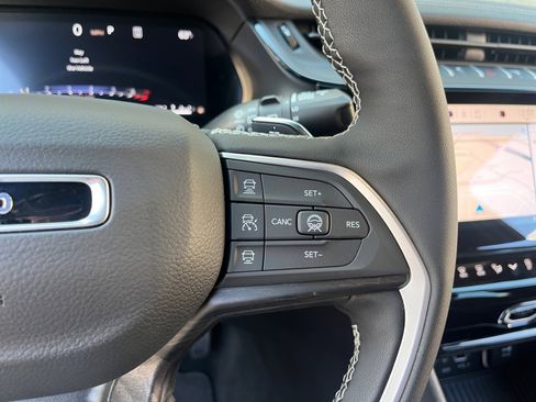 New 2026 Jeep Grand Cherokee L 4WD image 18