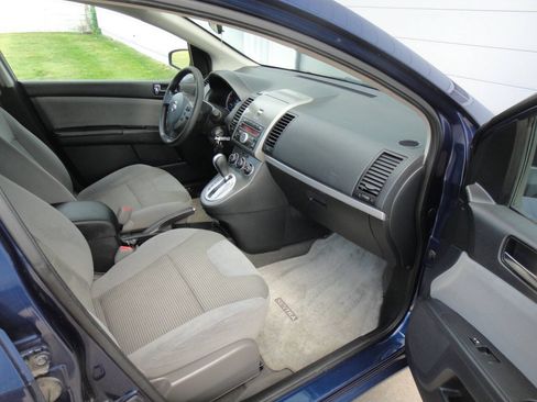 Used 2012 Nissan Sentra 2.0 S FWD image 9