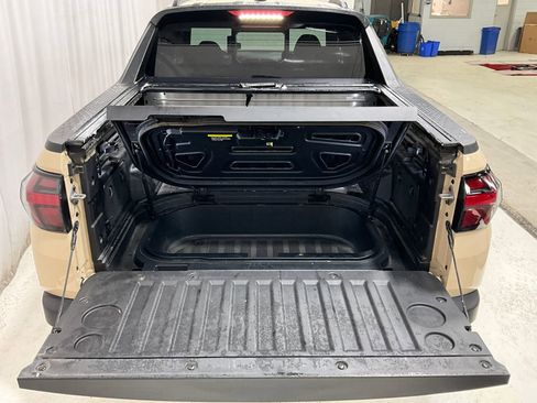 Used 2022 Hyundai Santa Cruz SEL Premium w/ Cargo Package image 25