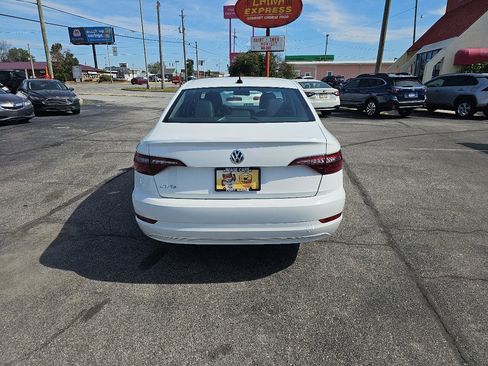 Used 2021 Volkswagen Jetta SE image 7
