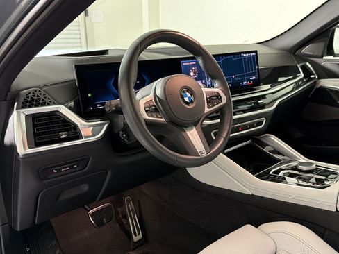 Used 2026 BMW X6 xDrive40i AWD/4WD image 4