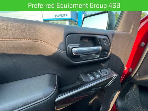 Used 2020 GMC Sierra 1500 AT4 w/ Technology Package AWD/4WD image 6