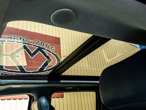 Used 2023 Ford F150 Limited image 23