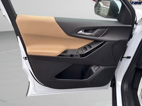 New 2026 Chevrolet Equinox ACTIV w/ Convenience Package III image 7