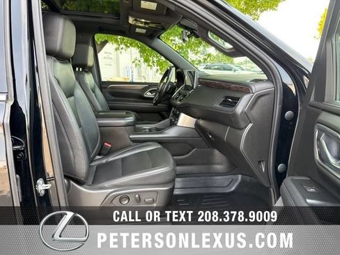 Used 2021 Chevrolet Tahoe LT w/ LT Signature Package AWD/4WD image 13