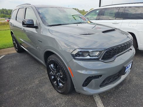 Used 2023 Dodge Durango R/T AWD/4WD image 3