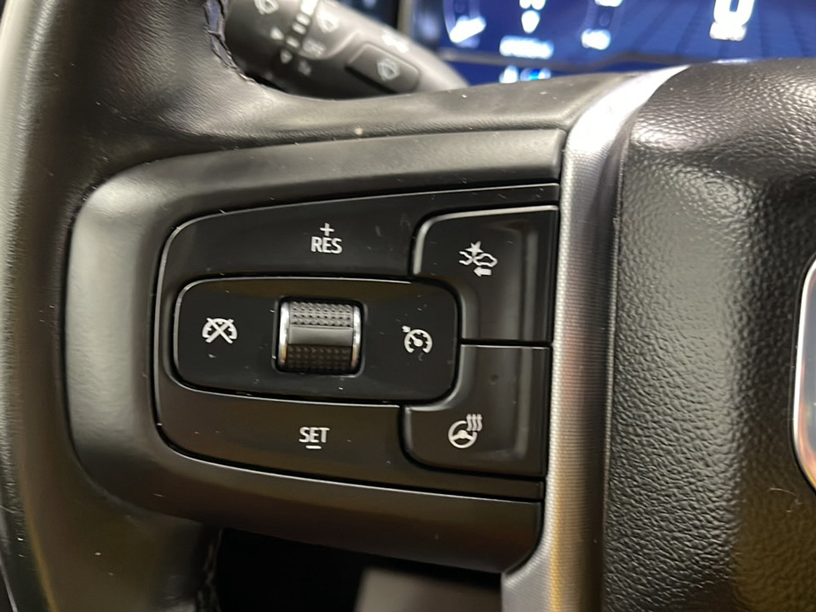 Used 2024 GMC Sierra 1500 Elevation AWD/4WD image 6