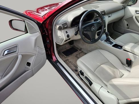 Used 2002 Mercedes-Benz C 230 C 230 w/ C2 Opt Pkg image 17