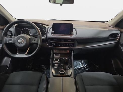 Used 2023 Nissan Rogue S AWD/4WD image 10