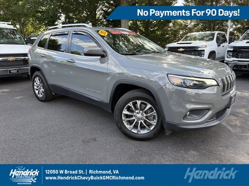 Used 2020 Jeep Cherokee Latitude Plus w/ Cold Weather Group AWD/4WD image 1