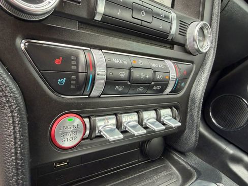 Used 2018 Ford Mustang Premium image 14
