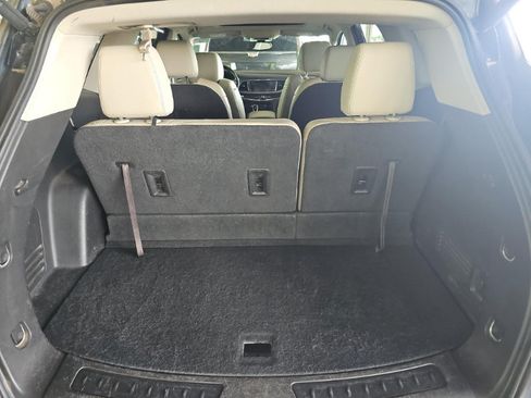 Used 2019 Buick Enclave Essence FWD image 19