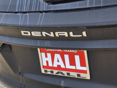 Certified 2025 GMC Acadia Denali image 7