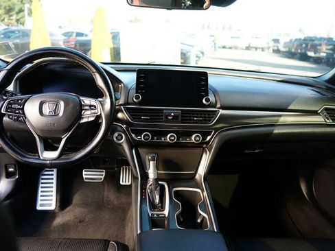 Used 2020 Honda Accord Sport image 14