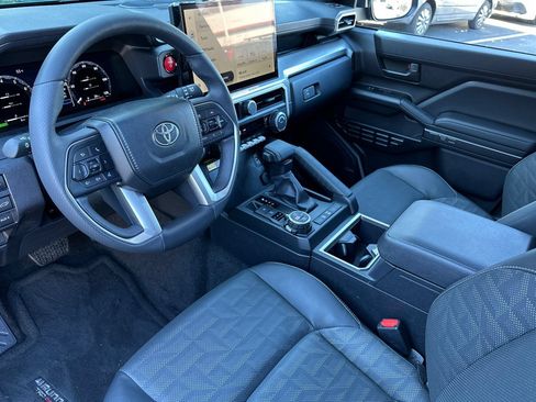 New 2026 Toyota 4Runner TRD Off-Road Premium AWD/4WD image 9