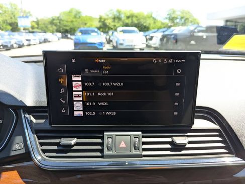 Used 2023 Audi Q5 2.0T Premium Plus AWD/4WD image 19