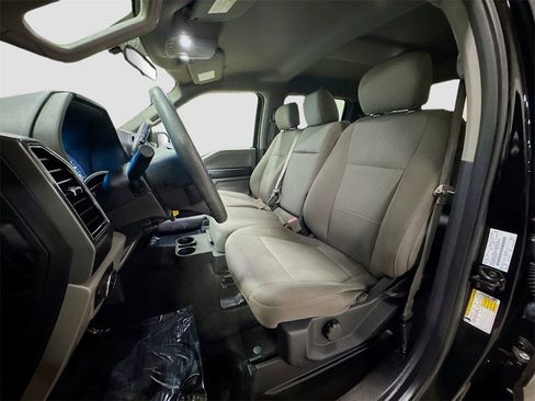 Used 2018 Ford F150 XLT image 23