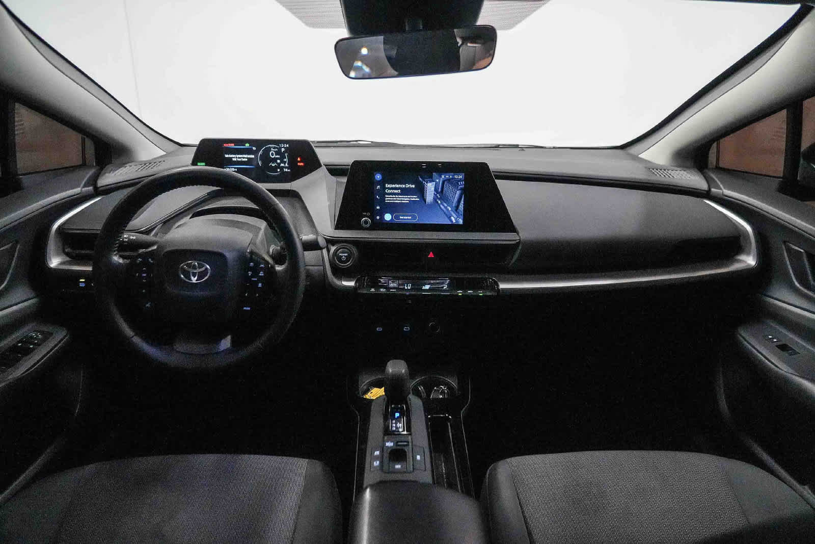 Used 2024 Toyota Prius LE FWD image 12