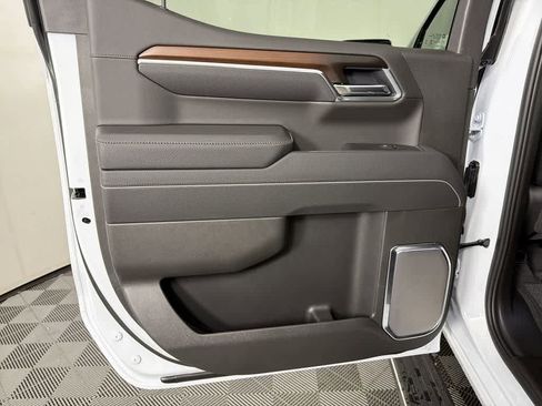 New 2026 GMC Sierra 1500 Denali w/ Denali Reserve Package image 39