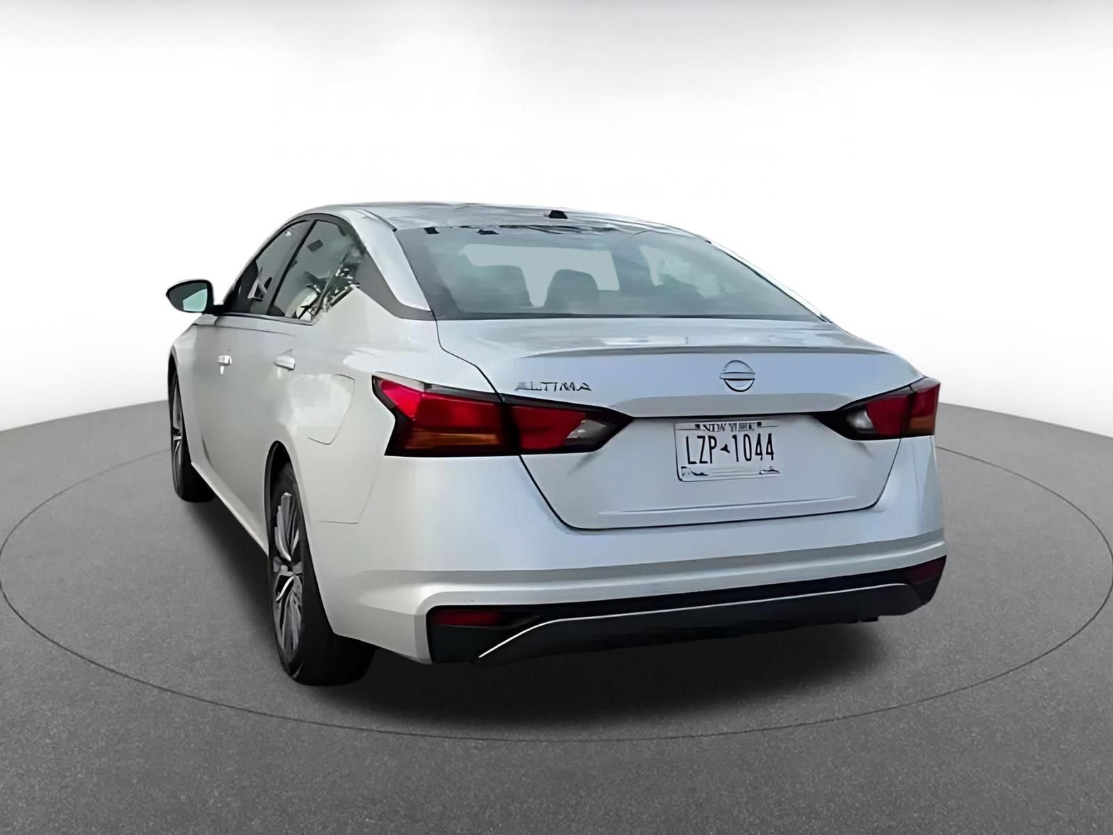 Used 2026 Nissan Altima 2.5 SV FWD image 10
