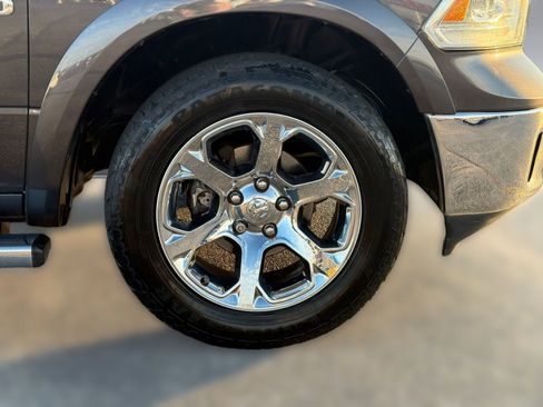 Used 2016 RAM 1500 Laramie w/ Convenience Group image 10