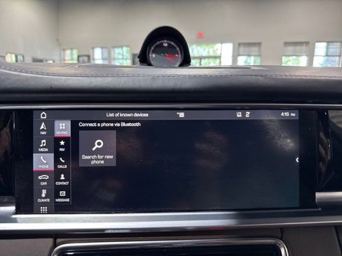 Used 2018 Porsche Panamera 4 AWD/4WD image 29