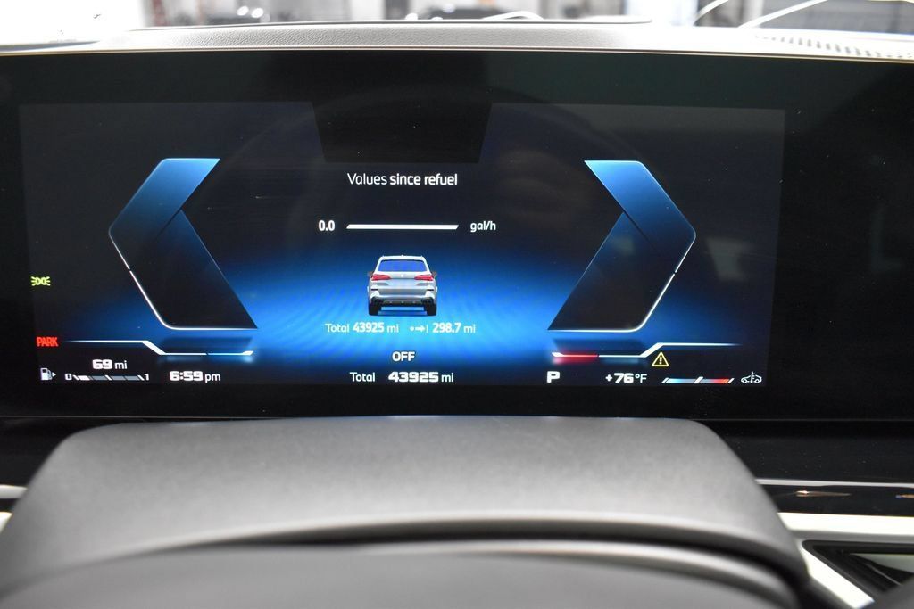 Used 2024 BMW X5 M60i AWD/4WD image 12