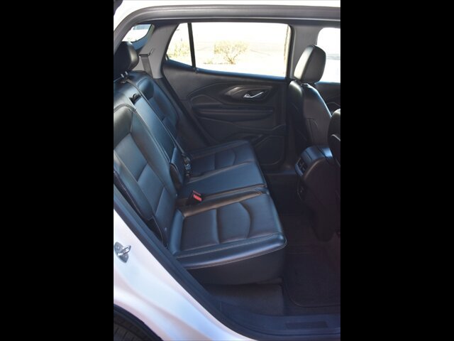Used 2023 GMC Terrain SLT FWD image 26