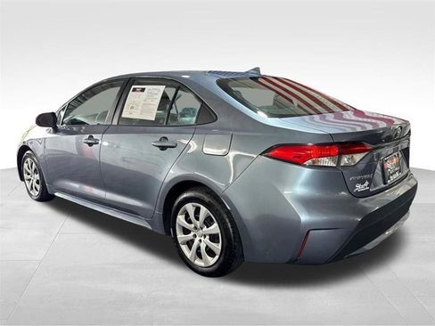 Used 2022 Toyota Corolla LE FWD image 7