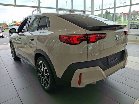 Used 2026 BMW X2 xDrive28i w/ Technology Package AWD/4WD image 4