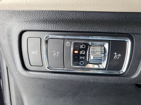 New 2026 Lincoln Corsair Premiere image 13