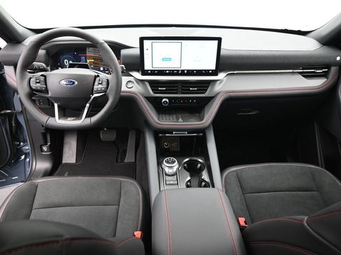Used 2025 Ford Explorer ST w/ Sun And Sound Package AWD/4WD image 24