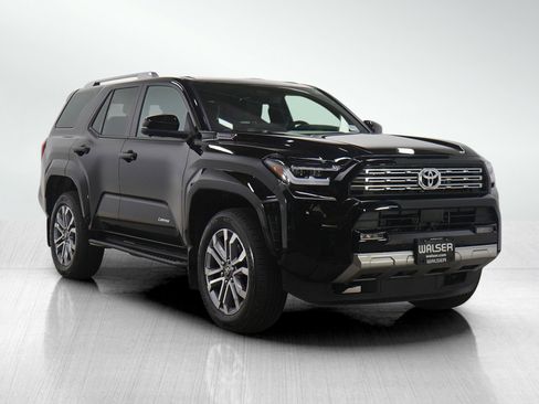 Used 2025 Toyota 4Runner Limited image 7