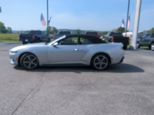 Used 2024 Ford Mustang Premium RWD image 25