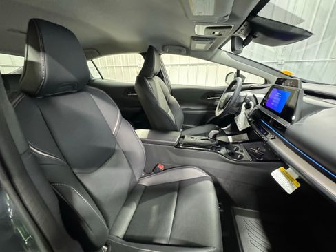 New 2026 Toyota Prius XLE AWD/4WD image 18
