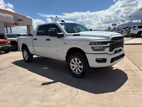 New 2026 RAM 2500 Big Horn AWD/4WD image 3
