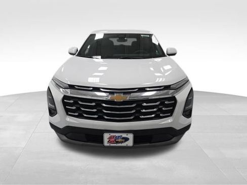 New 2026 Chevrolet Equinox LT w/ Safety and Technology Package FWD image 8