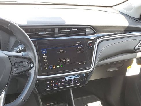 Certified 2023 Chevrolet Bolt EUV LT w/ Comfort Package FWD image 30