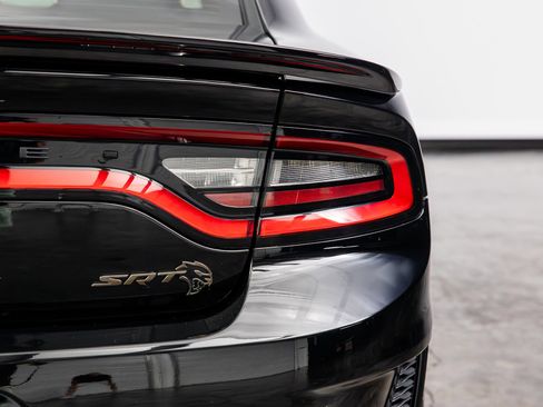 Used 2022 Dodge Charger SRT Hellcat RWD image 17