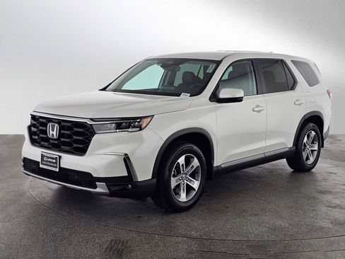 Used 2025 Honda Pilot EX-L image 7