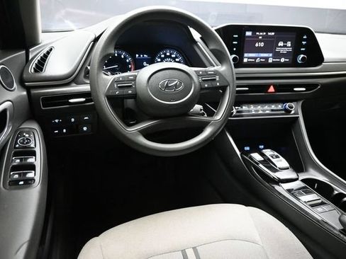 Used 2021 Hyundai Sonata SE w/ Cargo Package FWD image 11