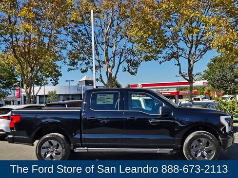 New 2025 Ford F150 Lightning Flash image 8