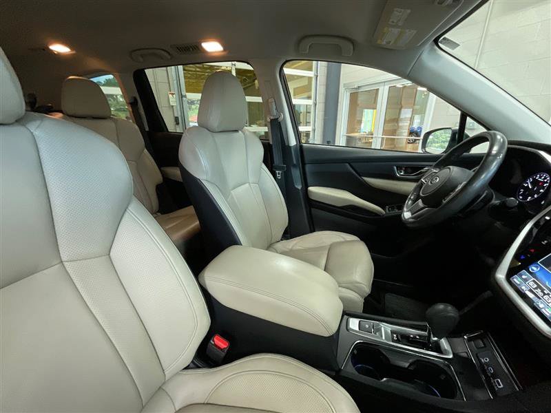Used 2023 Subaru Ascent Limited AWD/4WD image 33